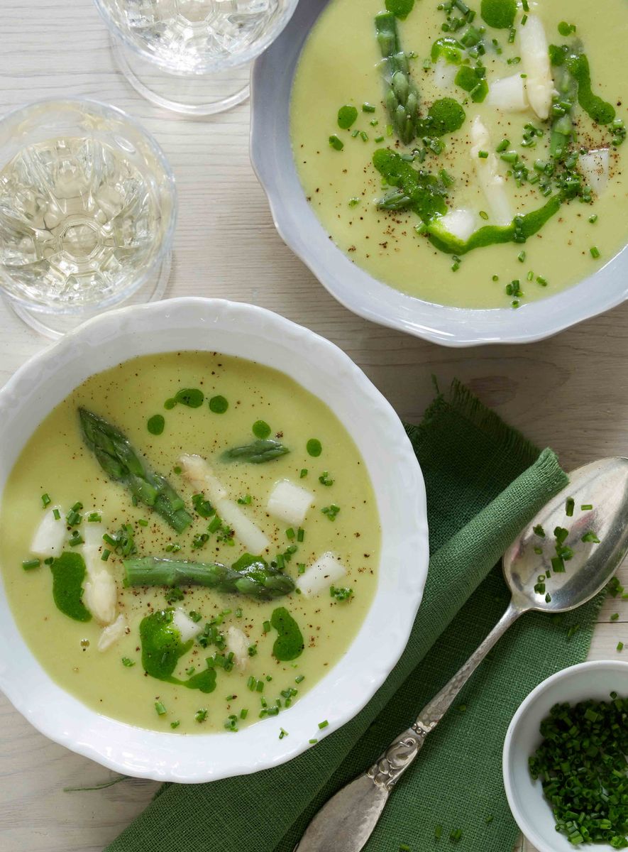 Madfoto — aspargessuppe