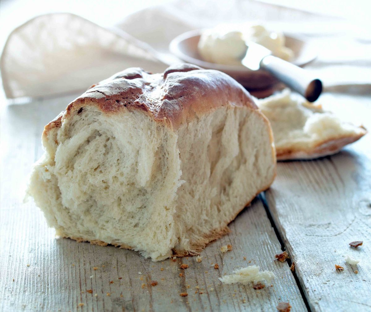 Madfoto — friskbagt brød