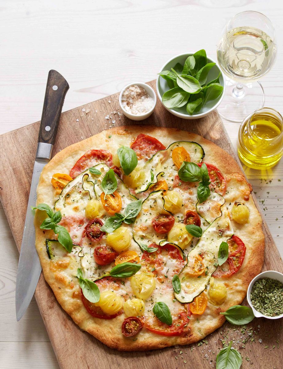 Madfoto — pizza med tomat