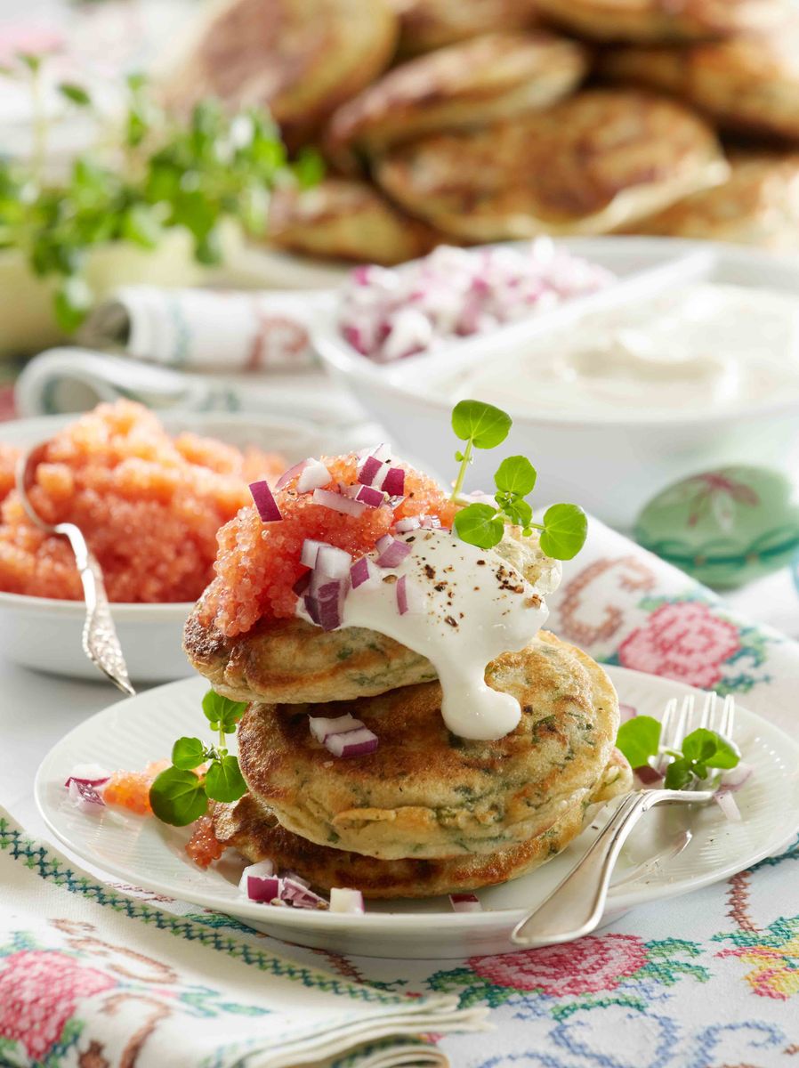 Madfoto — spinatblinis med rogn